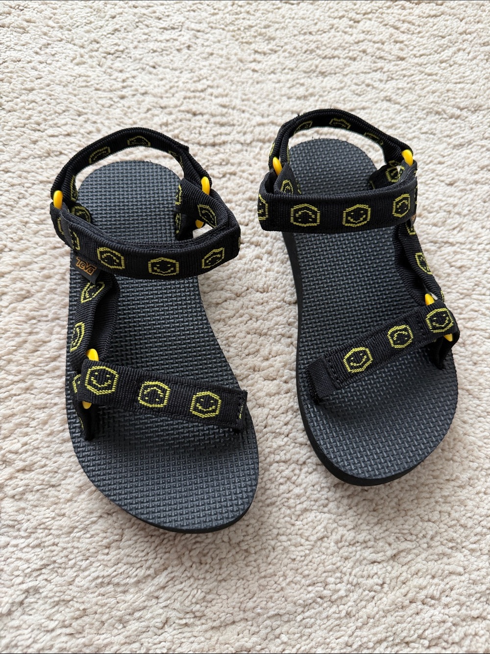 Teva Kids Sandals with Black/Yellow Smiley Face Print - Big Kid size 2 - Picture 2 of 4